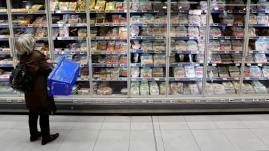 Fransa’da ‘Başörtülüler giremez’ afişi asan market müdürüne hapis cezası
