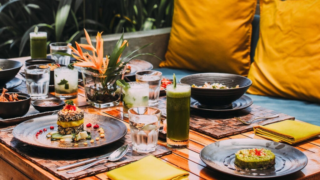 Restoran ve kafeler, fiyat tarifelerin dijital panolarla da duyurabilecek