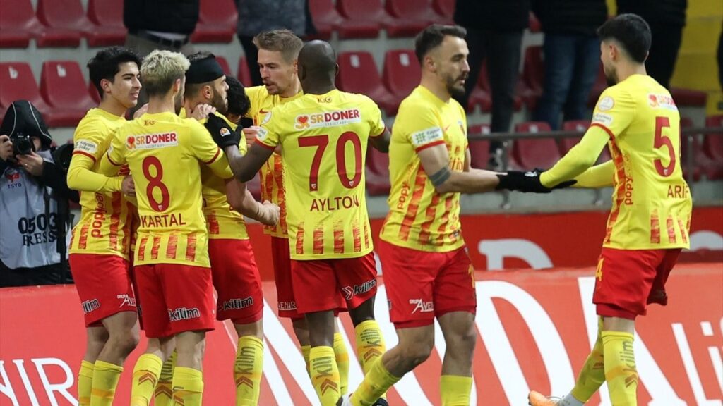 Kayserispor’un transfer tahtası resmen açıldı
