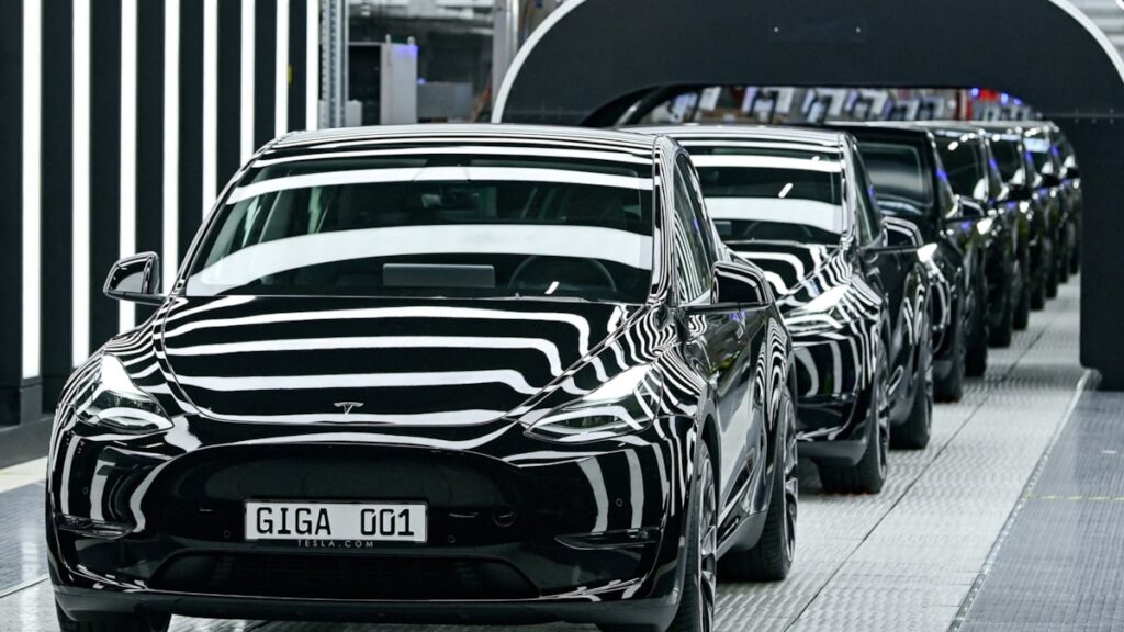 Tesla’dan bir indirim kararı daha