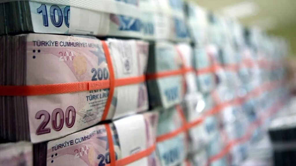 Türk lirasıyla dış ticaret yılın iki ayında 210 milyar liraya yaklaştı