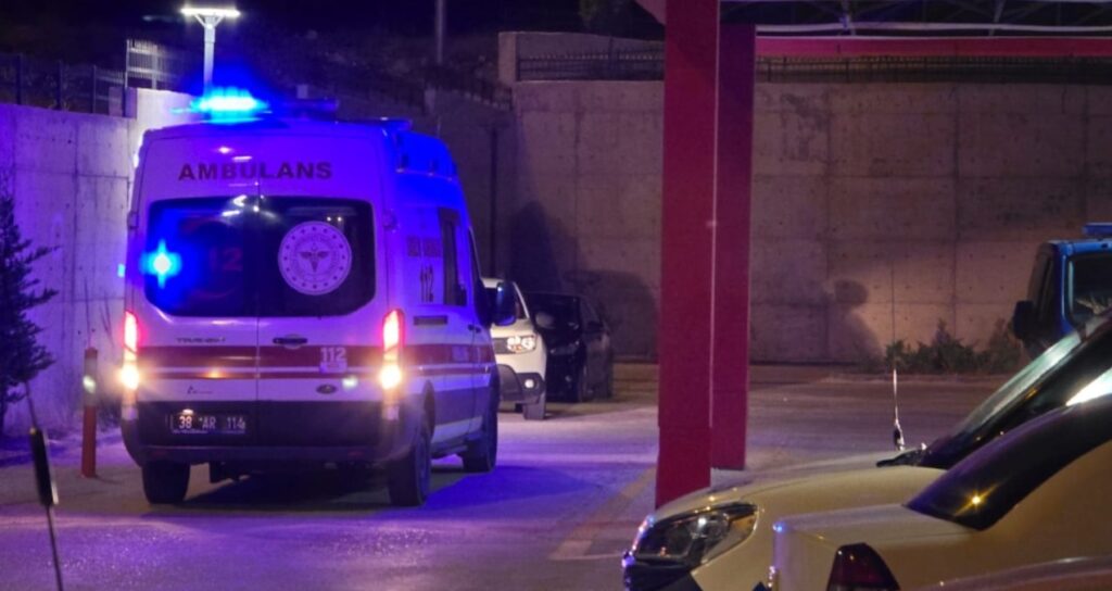 Akraba faciası! Çocukların kavgasına aileleri karıştı: Anne ve oğlu hayatını kaybetti