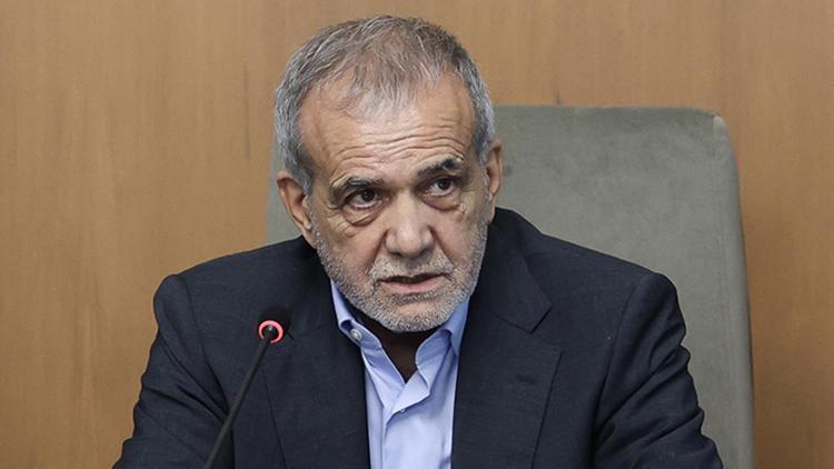 İran’da Cumhurbaşkanı Pezeşkiyan, kabine listesini Meclise sundu