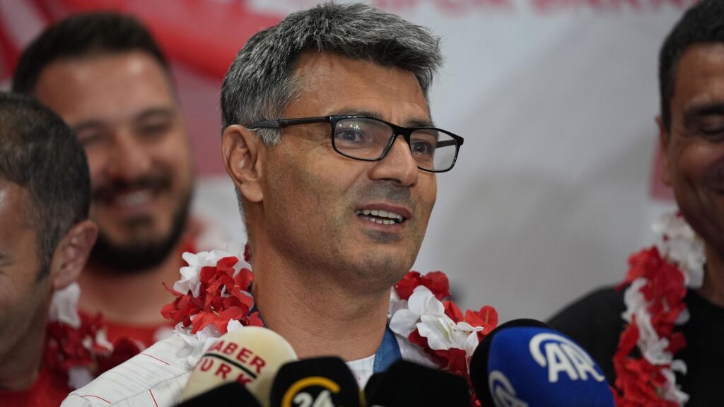 Tüm dünya Yusuf Dikeç’i konuşuyor: ‘Elim cebimde diye rahat değilim, içimde fırtınalar kopuyor’