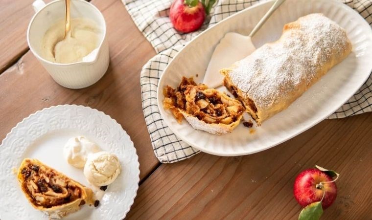 Avusturya’nın damak çatlatan lezzeti: Apfelstrudel tarifi…