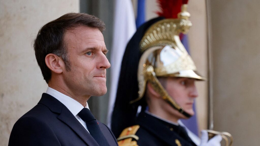 Fransa’da erken seçimden yaklaşık 2 ay sonra yeni kabine açıklandı: ‘Tez zamanda bu hükümetten kurtulmalıyız’