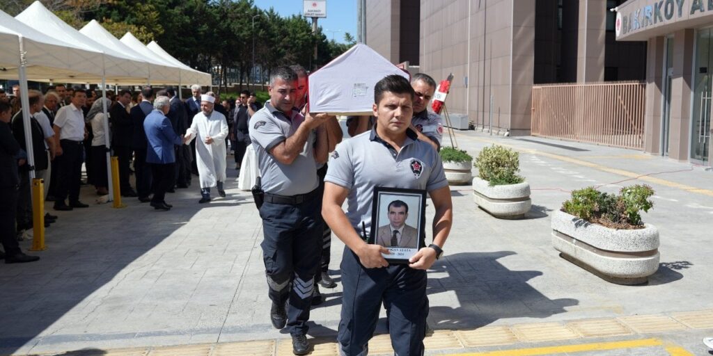 Kalp krizi geçiren hakim hayatını kaybetti