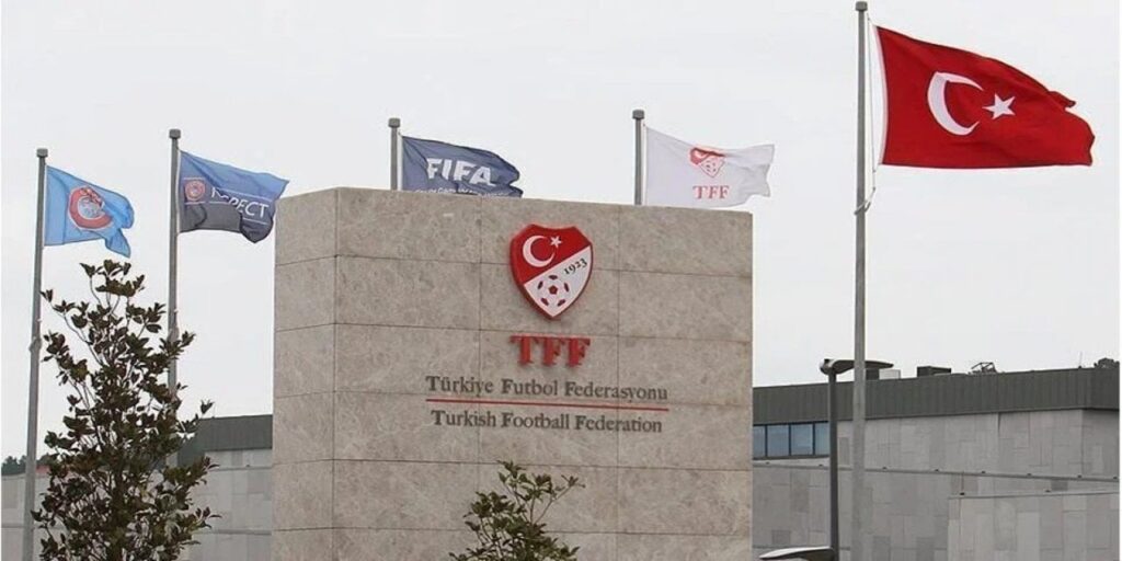 PFDK’den Galatasaray ve Trabzonspor’a ceza!