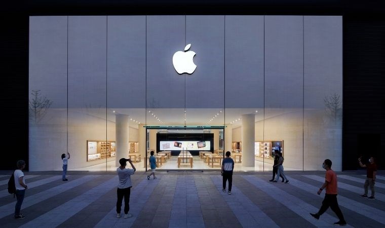 Apple, Çin’de iPhone satışlarının düşmesine yönelik adım atıyor