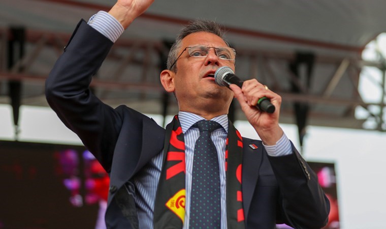 CHP lideri Özel, Erdoğan’ı ‘kimlik siyaseti üzerinden kavga etmekle’ suçladı: ‘HÜDA PAR’a sarıldılar’