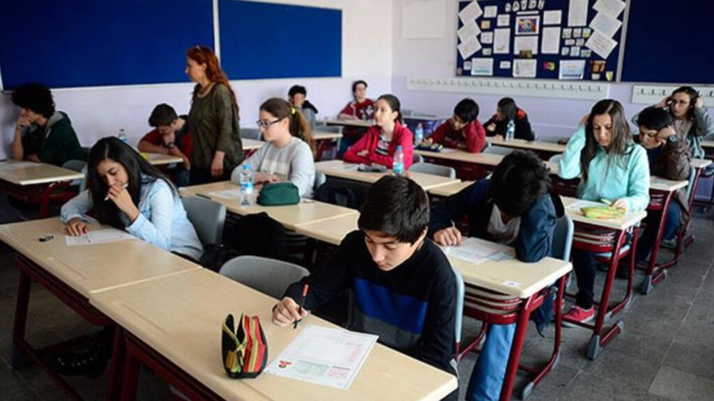 İddia: MEB 4+4+4’ü değiştirmeye hazırlanıyor, bazı liseler 3 yıla inecek