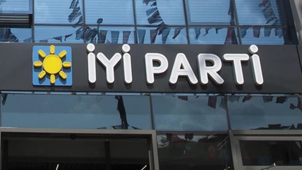 İYİ Parti’de toplu istifa