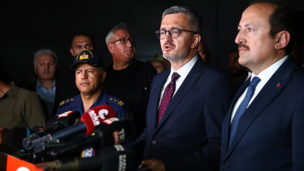 Lübnan’dan gelen gemiden 558 yolcunun tahliyesi tamamlandı: Türkiye vatandaşlarını nerede olursa bulur getirir