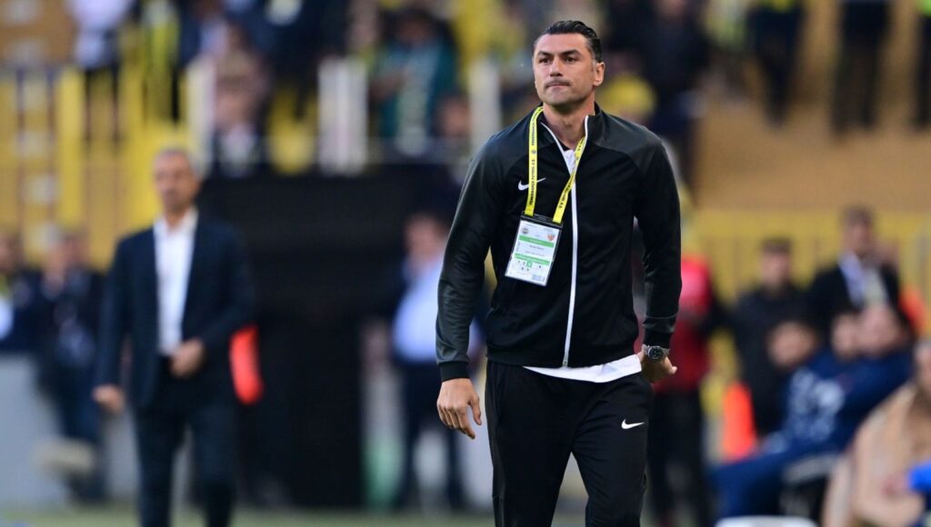 Süper Lig’de ilk 8 haftada 4 teknik direktör ile yollar ayrıldı
