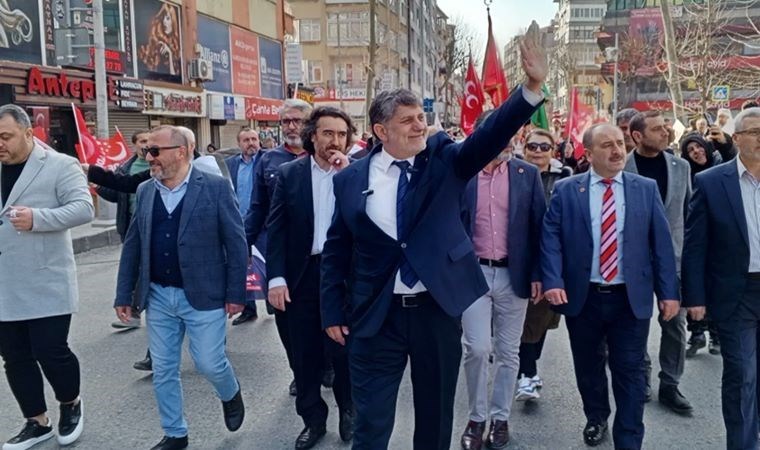 Bahçelievler’de Saadet Partisi adayı ve üyelerine bıçaklı saldırı