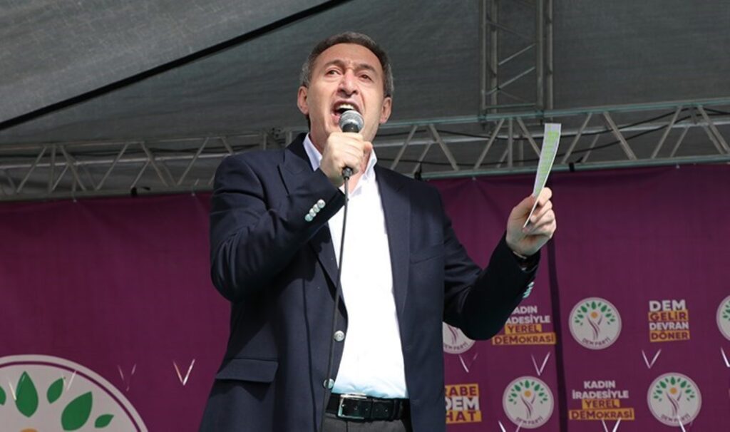 Bakırhan: 31 Mart’ta Kürtler size kırmızı kart gösterecek
