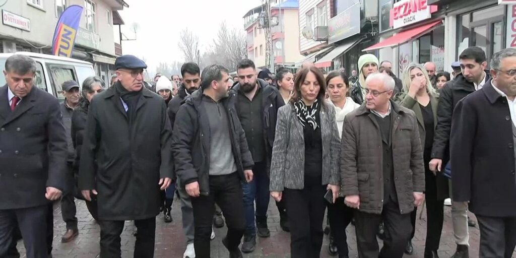CHP Heyeti kayyum atanan Ovacık ilçesinde