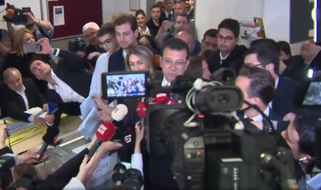 Ekrem İmamoğlu oyunu kullandı