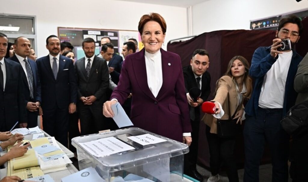 Meral Akşener Ankara’da oyunu kullandı: ‘Zorlu bir süreçten geçtik’