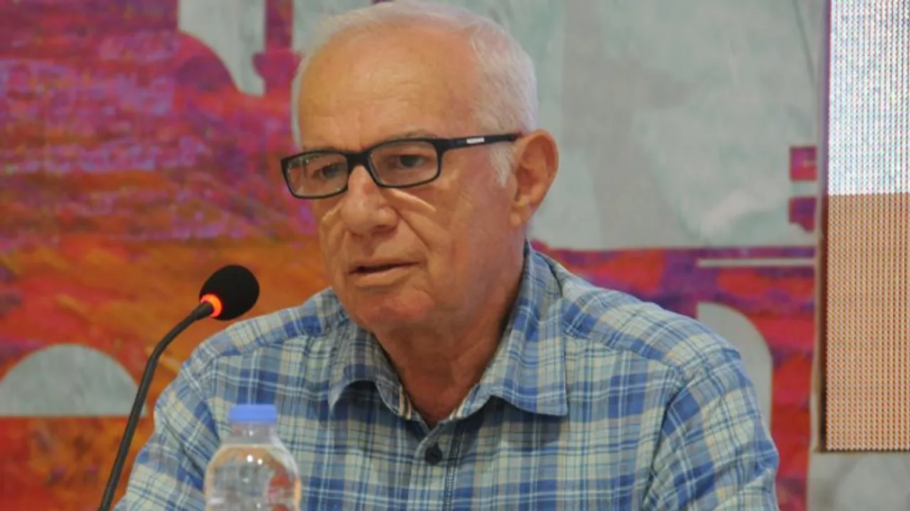 Şerif Gören evde merdivenden düştü: Hastanede entübe edildi