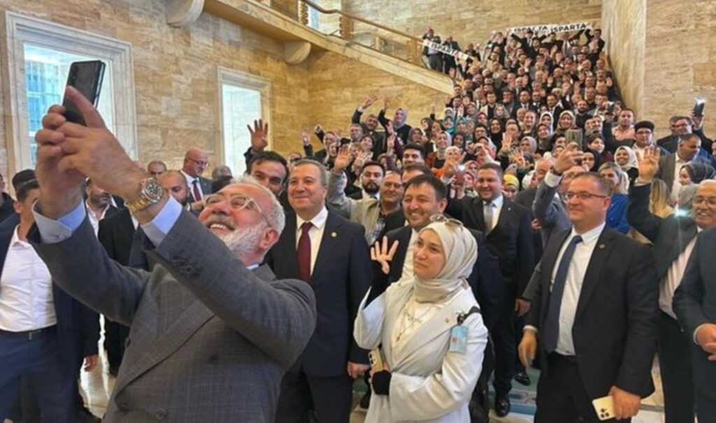AKP’li Yenişehirlioğlu’ndan ‘Rolex’ açıklaması: Helal yoldan edindim, takmaya devam edeceğim