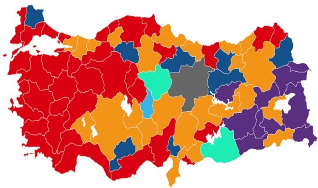 Büyükşehirlerde AKP’de kayıp, CHP’de büyük artış