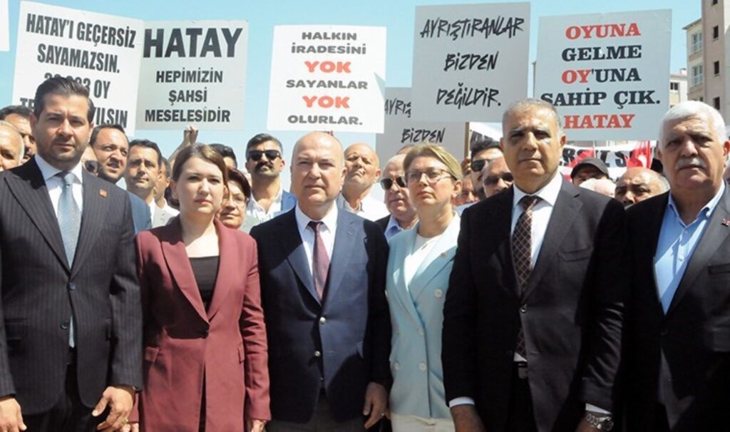 CHP heyeti Hatay’da itirazlarını sürdürüyor: ‘Fark 2 bin geçersiz sayılan oyumuz 38 bin’