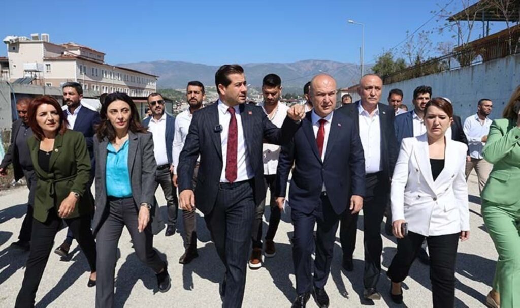 CHP’li Gökçe Gökçen ve Murat Bakan Hatay’da seçim sonuçlarına itirazları sürdürüyor