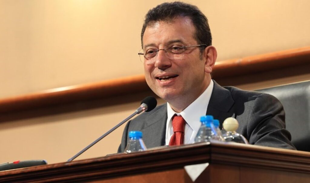 İBB Meclisi’nde ilk toplantı… O anlar gündem oldu: ‘AK Parti grubunun teklifini oylarınıza sunuyorum, oy çokluğuyla reddedilmiştir…’