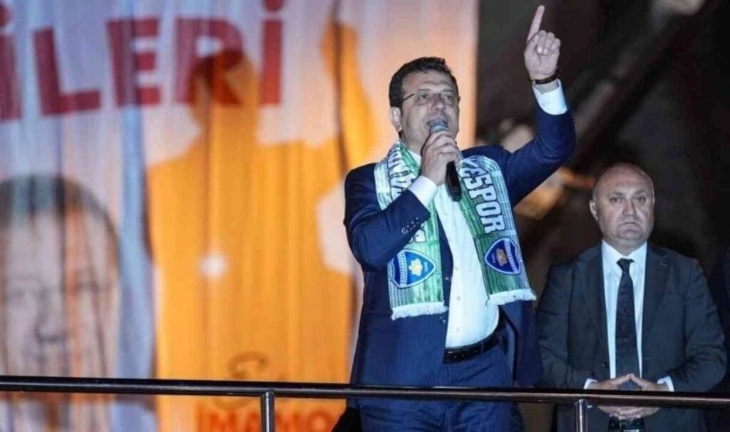 İmamoğlu yüzde 51.14 oyla yeniden başkan seçildi, CHP 26 ilçede ipi göğüsledi: İstanbul’da halk kazandı