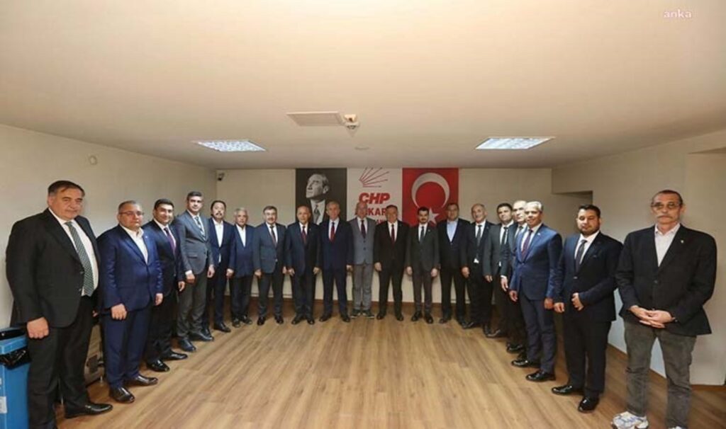 Mansur Yavaş seçimi kazanan belediye başkanlarıyla Anıtkabir’i ziyaret edecek