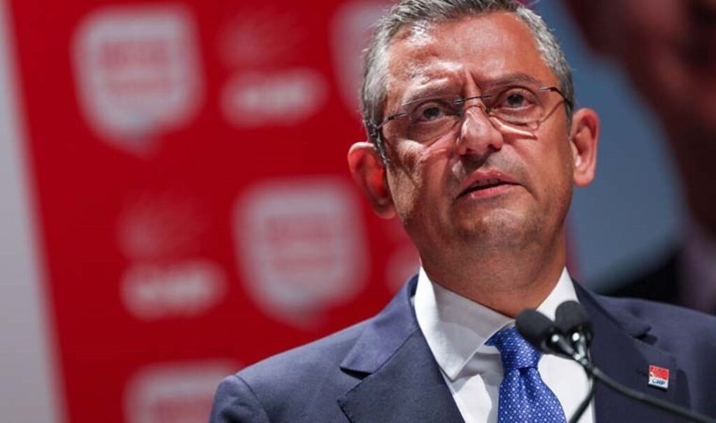 Özgür Özel’e yurt dışından tebrik telefonları