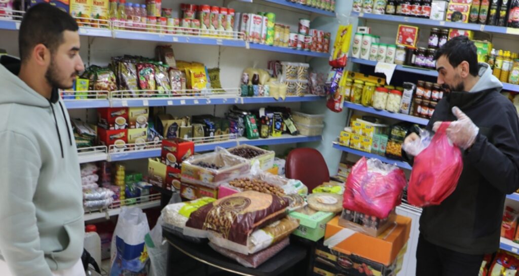 Suriyelilerden bazıları dönmek için bunu bekliyor