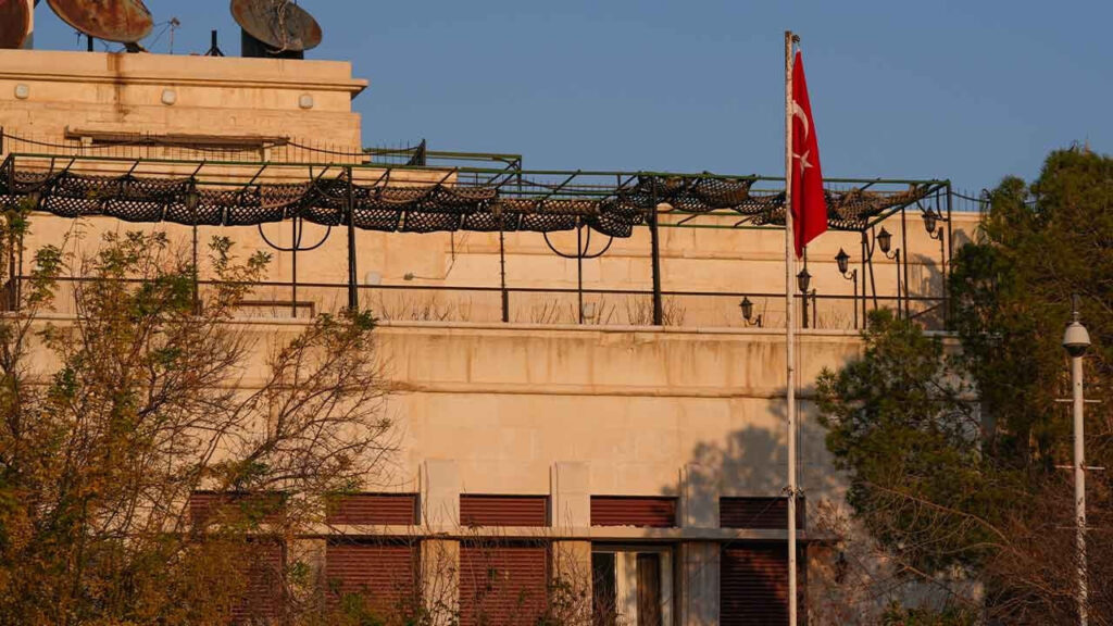 Türkiye’nin Şam Büyükelçiliği, 12 yıl sonra yeniden faaliyete geçti