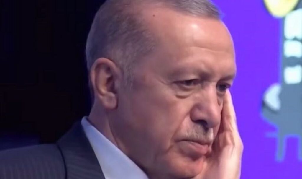 Yerel seçimlerde büyük kaybeden AKP’nin seçimden sonraki tavrı, önceden belli olmuştu