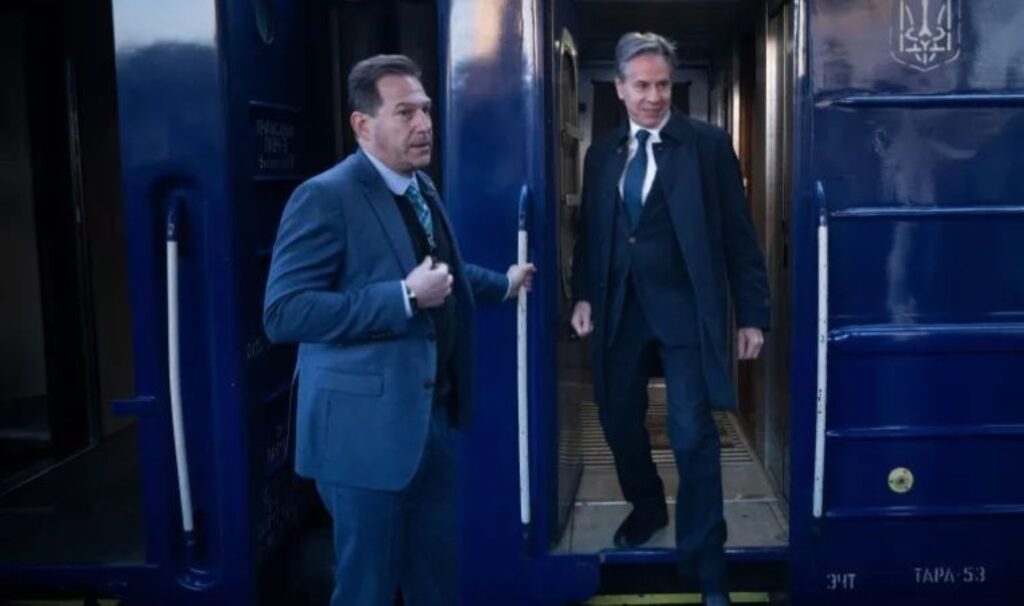 ABD Dışişleri Bakanı Blinken’ın Ukrayna ziyareti başladı