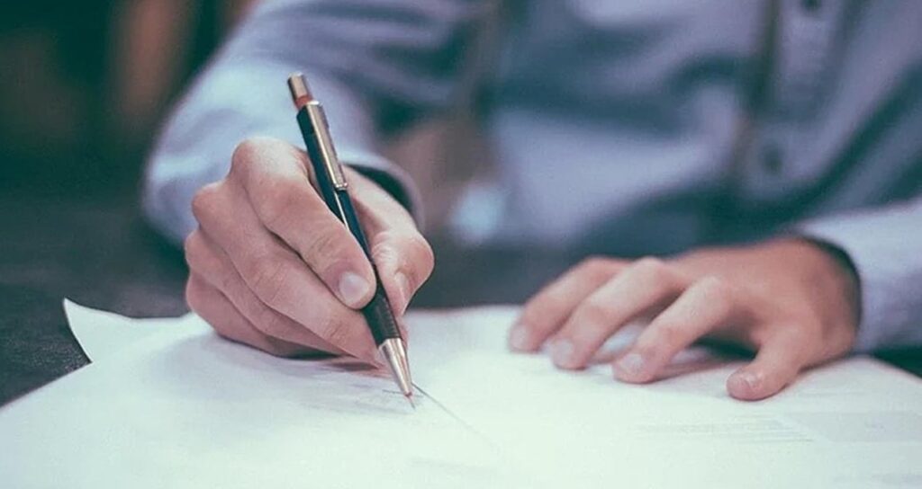 AKP’li belediye şaibeli ismin şirketine 257 milyonluk ihale vermiş!