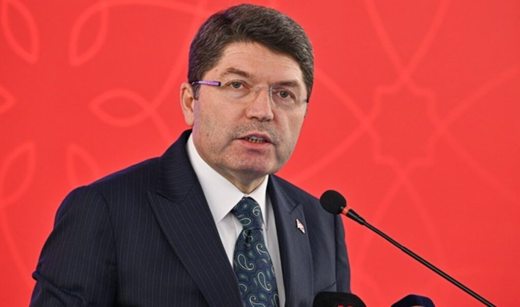 Bakan Tunç’tan ‘yeni anayasa’ açıklaması