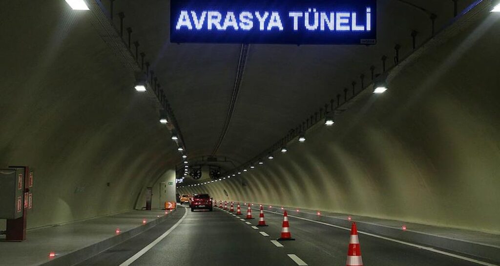 Bu tünelin sonu karanlık