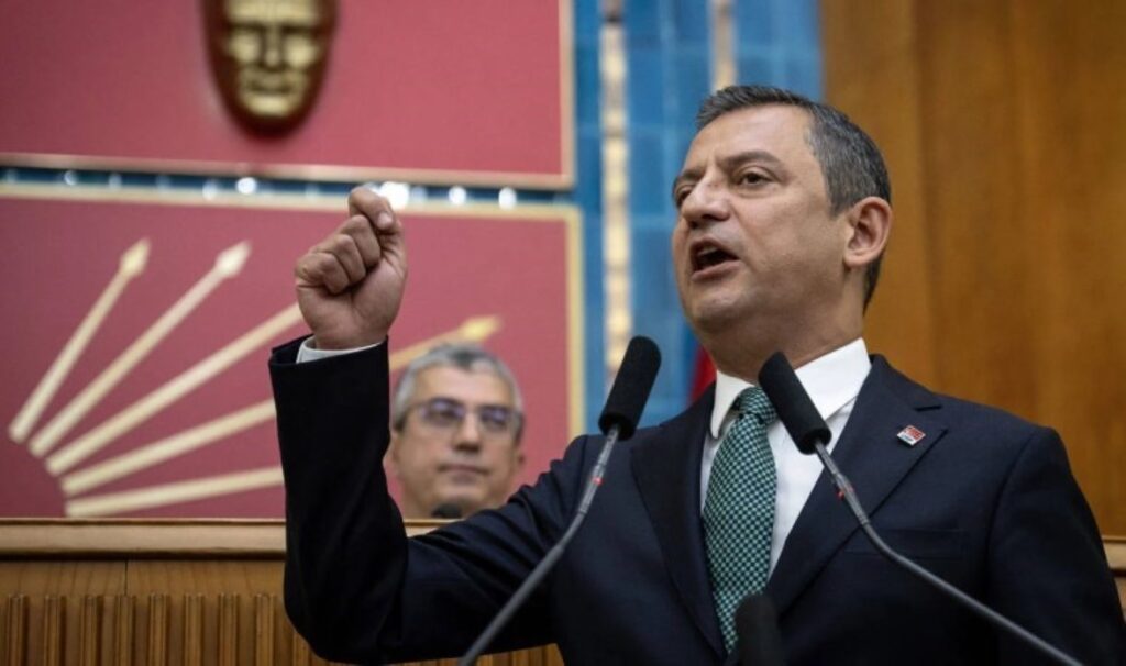 CHP Genel Başkanı Özel’den Kılıçdaroğlu’nun ‘Saray’ eleştirilerine yanıt