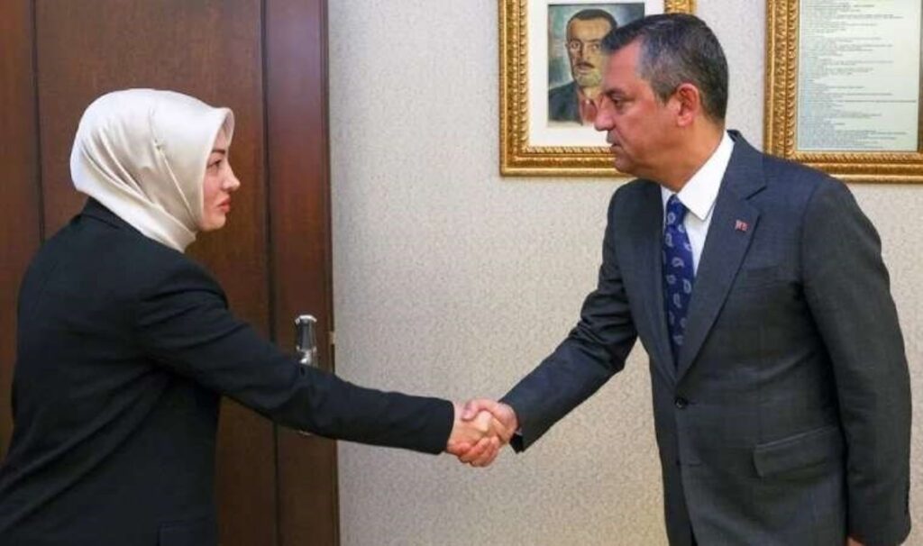 CHP Genel Başkanı Özgür Özel’le görüşen Ayşe Ateş: İfademi iddianameye eklememişler, isimleri açıklayacağım