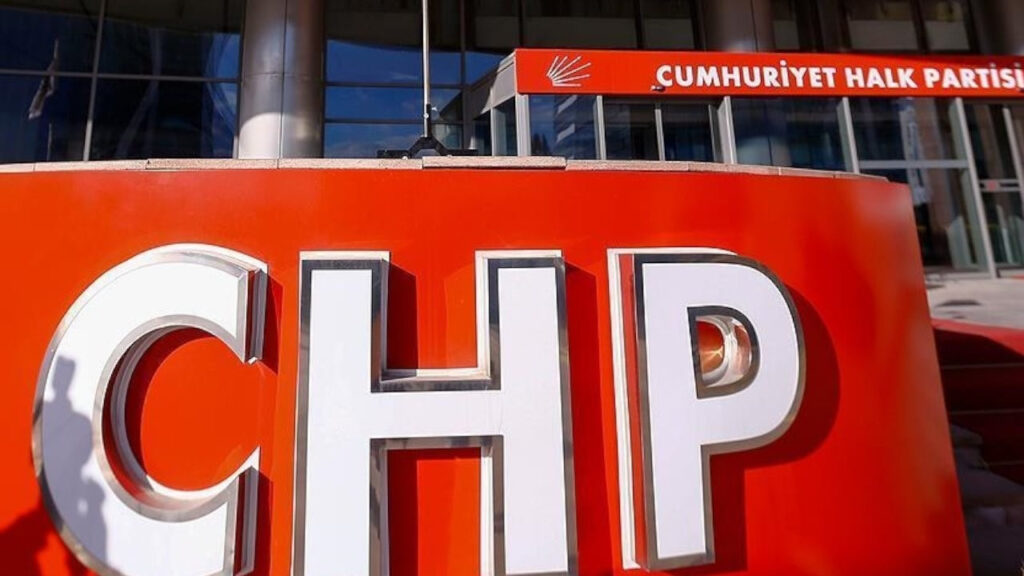 CHP’den Melih Gökçek’in ‘Özgür Özel’ paylaşımına tepki: ‘Partisi için dahi utanç kaynağı haline gelen biri’