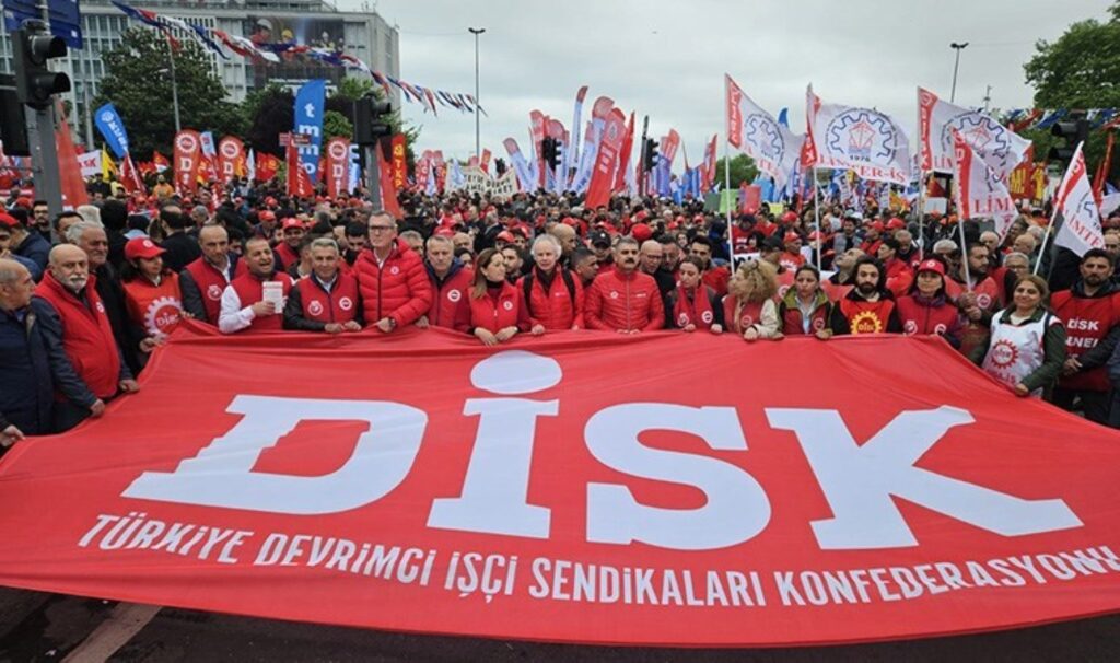 DİSK’ten 1 Mayıs gözaltılarına tepki: ‘Hiçbir meşruiyeti yoktur’