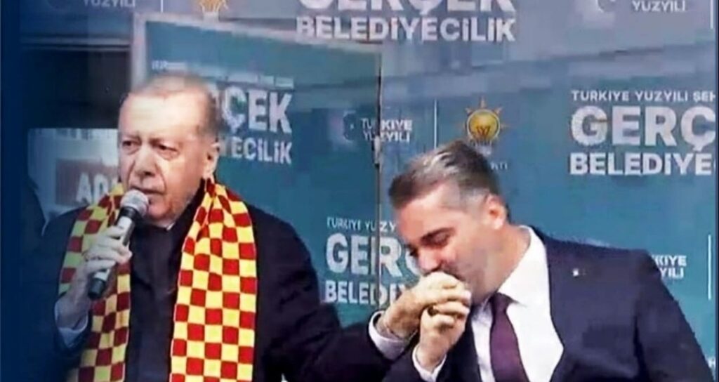 Erdoğan’ın elini öpmüştü! İşe yaramadı