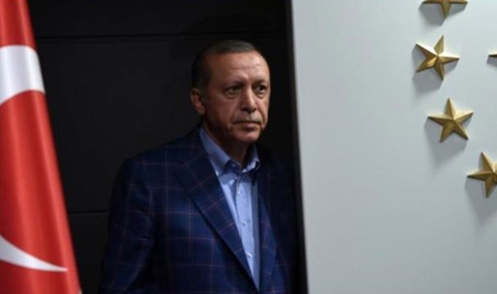 İl başkanlarına kızdı: Erdoğan ‘Çalışmıyorsunuz’ çıkışı yaptı