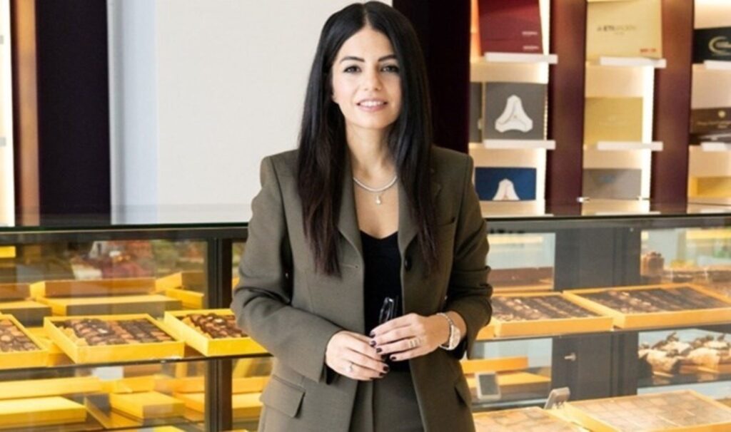 ‘Küflü çikolata’ yanıtı gündem olmuştu: Patiswiss CEO’su Elif Aslı Yıldız Tunaoğlu kim, kaç yaşında? Elif Aslı Yıldız Tunaoğlu neden gündem oldu?