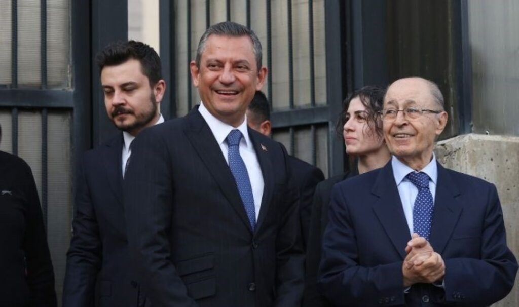 Özgür Özel’den Ahmet Necdet Sezer’e teşekkür ziyareti