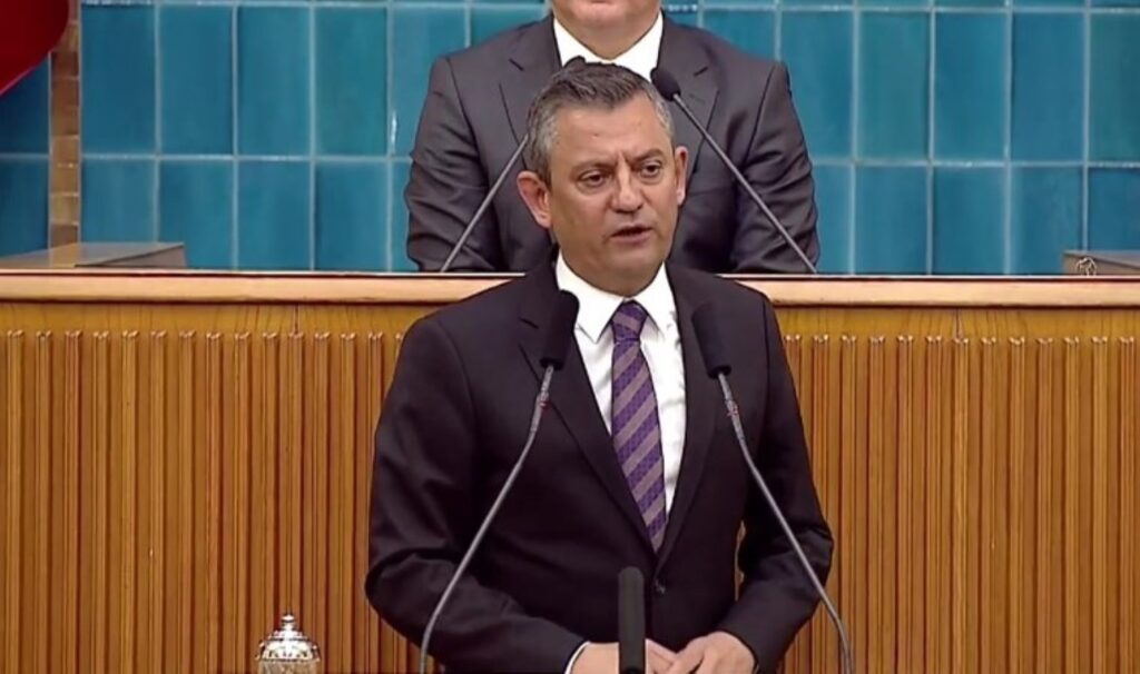 Son Dakika… CHP lideri Özgür Özel’den MEB’in taslağına tepki: ‘Bu müfredatı reddediyoruz’