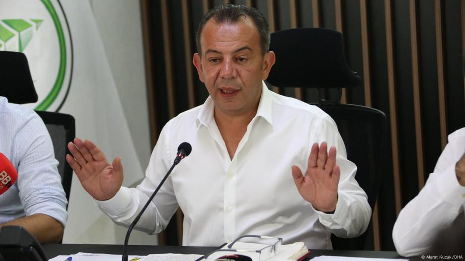Tanju Özcan’ın Suriyelilerle ilgili sözlerine soruşturma