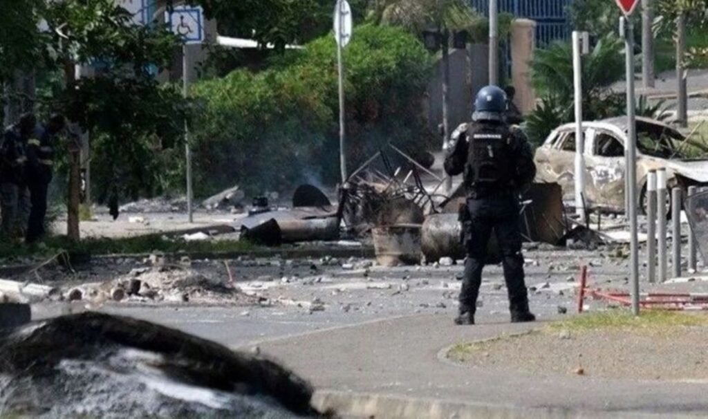 Uluslararası Af Örgütü: Fransa, Yeni Kaledonya’da yerli halk Kanakların haklarını korumalıdır